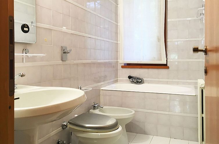 Appartement Lo Scoiattolo' Wohnung mit privatem Garten