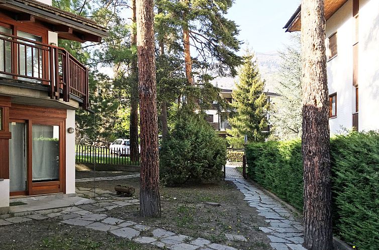 Appartement Lo Scoiattolo' Wohnung mit privatem Garten
