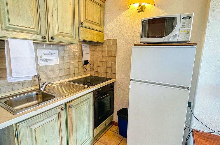 Appartement Drei-Zimmer-Dachgeschosswohnung 6 p.l. Villa Fre