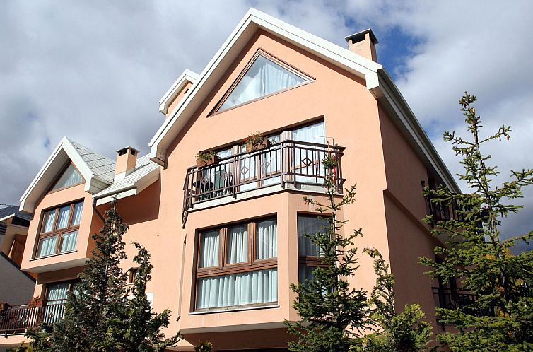 Appartement Zwei-Zimmer-Wohnung im Dachgeschoss 4 p. l. Vill