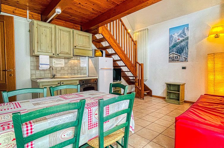 Appartement Zwei-Zimmer-Wohnung im Dachgeschoss 5 p. l. Vill