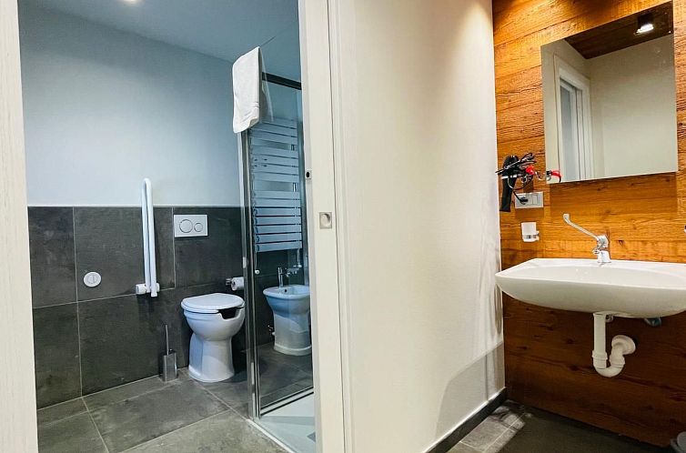 Appartement Zwei-Zimmer-Wohnung 5 p.l. Villa Linda