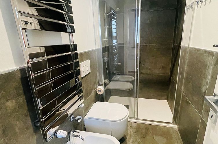 Appartement Ein-Zimmer-Wohnung 4 p.l. Villa Linda