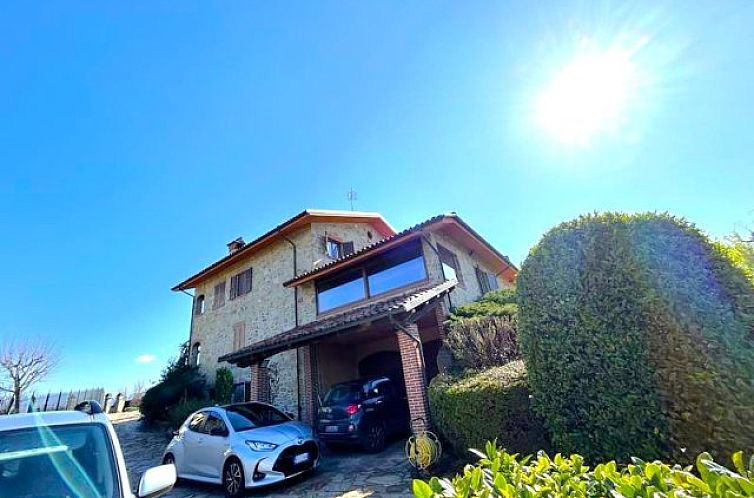 Vrijstaande woning in Briaglia