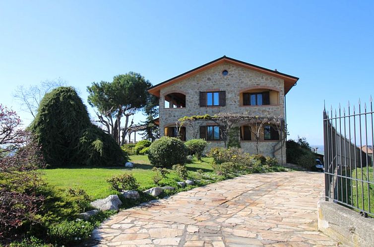 Vrijstaande woning in Briaglia