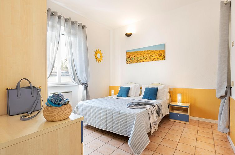 LAGO MAGGIORE - APPARTAMENTO Balcony & Patio VISTA FRONTE LA