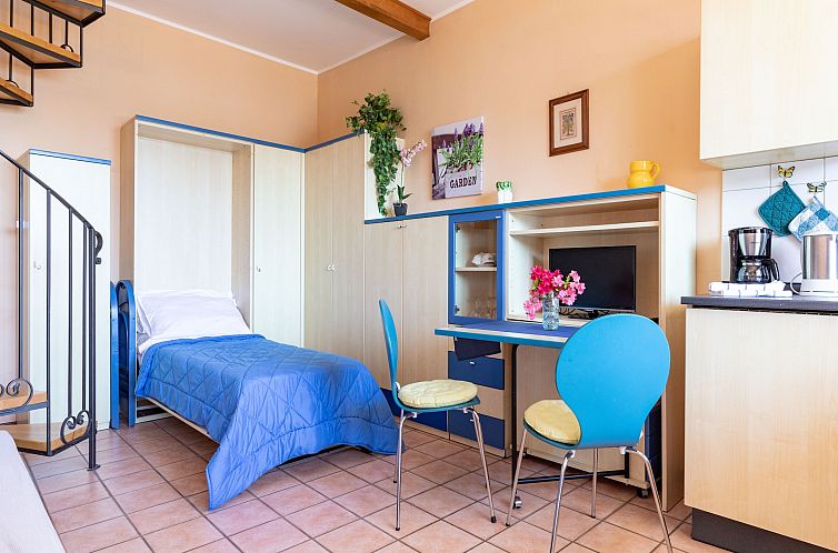 LAGO MAGGIORE - APPARTAMENTO Balcony & Patio VISTA FRONTE LA