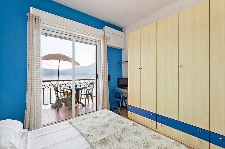LAGO MAGGIORE - APPARTAMENTO Balcony & Patio VISTA FRONTE LA