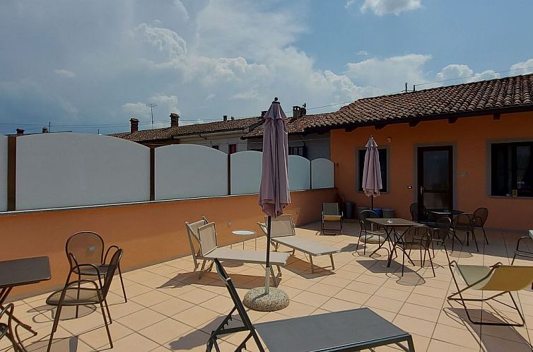 Appartement 'Specchi d'Acqua' mit Pool