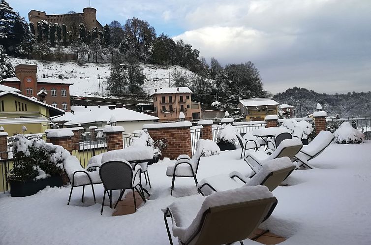 Appartement 'Specchi d'Acqua' mit Pool