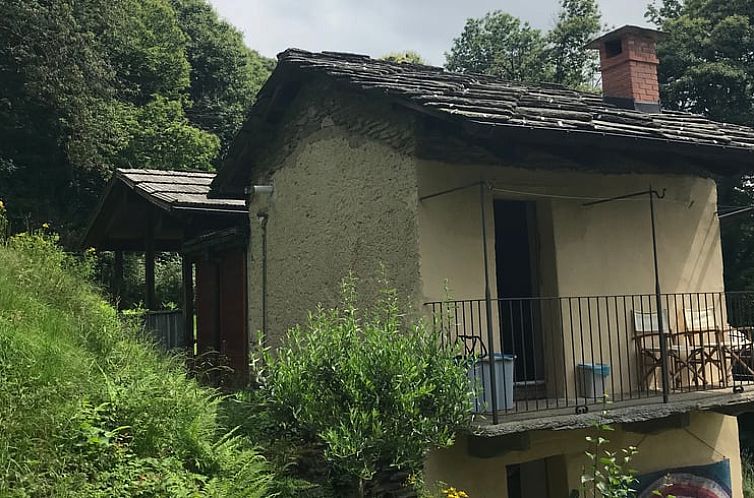 Huisje in MONTEBRACCO, BARGE