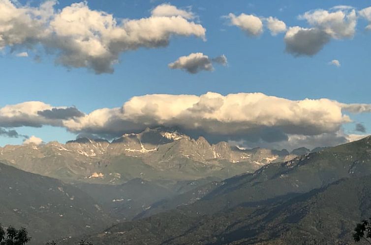 Vakantiehuis in MONTEBRACCO, BARGE