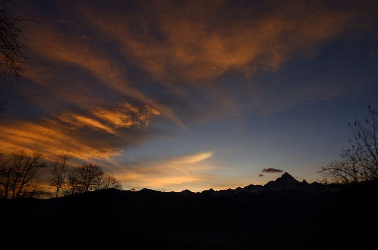 Vakantiehuis in MONTEBRACCO, BARGE