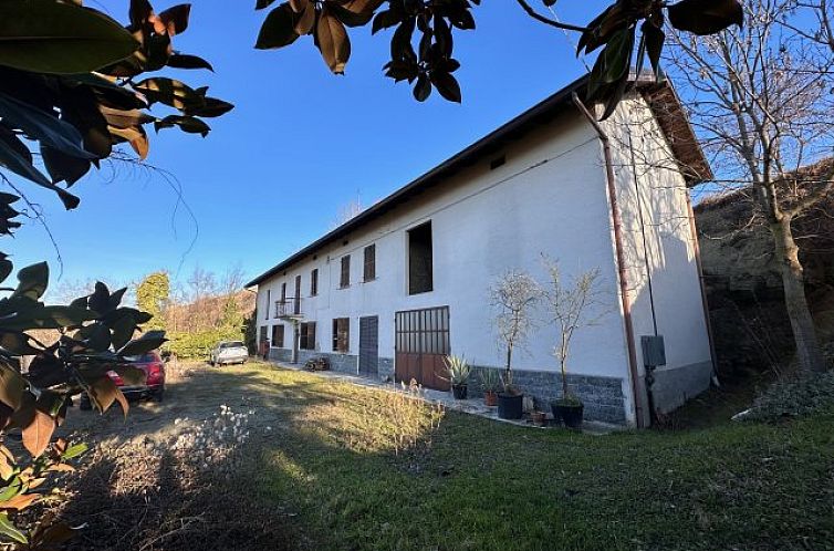 Guest house 09733302 - Holiday property Piedmont - Vrijstaande woning in Montabone