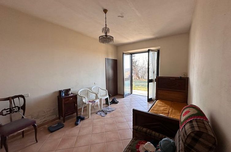 Vrijstaande woning in Montabone