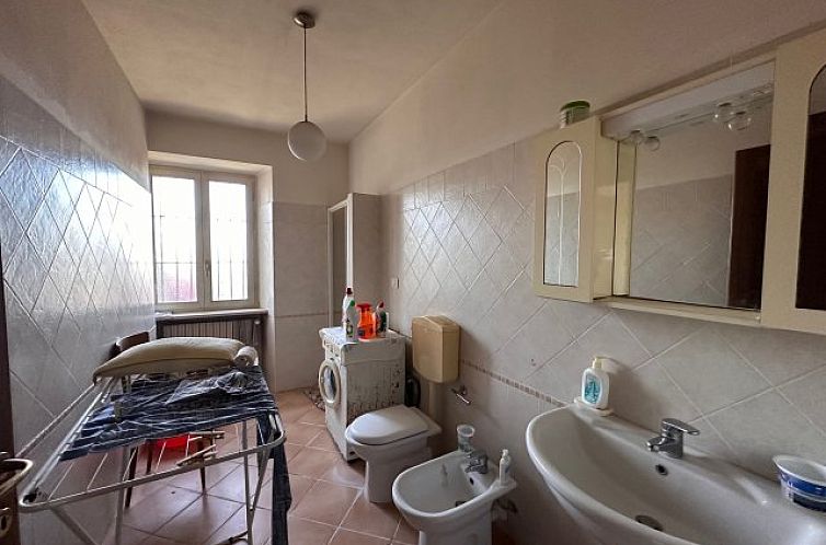 Vrijstaande woning in Montabone