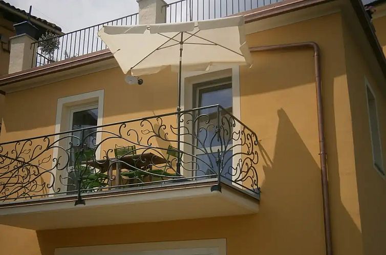 Casa Caroline: 1e verd.+ ruim balkon