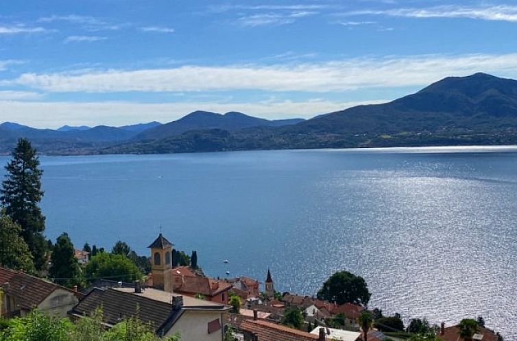 Vrijstaande woning in Oggebbio