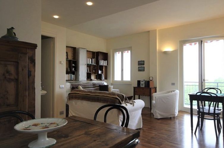 Vrijstaande woning in Stresa