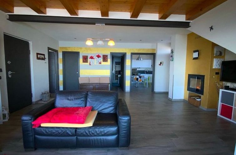 Vrijstaande woning in Stresa