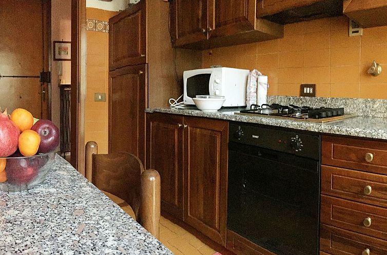 Appartement mit Balkon