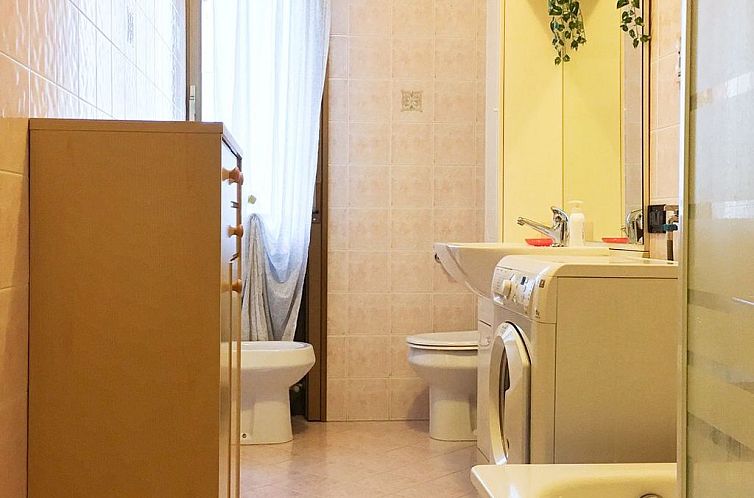 Appartement mit Balkon