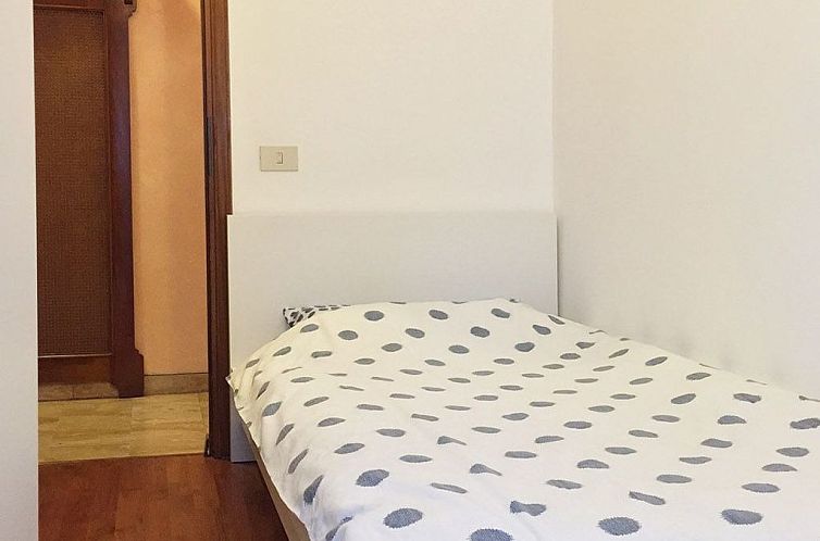 Appartement mit Balkon