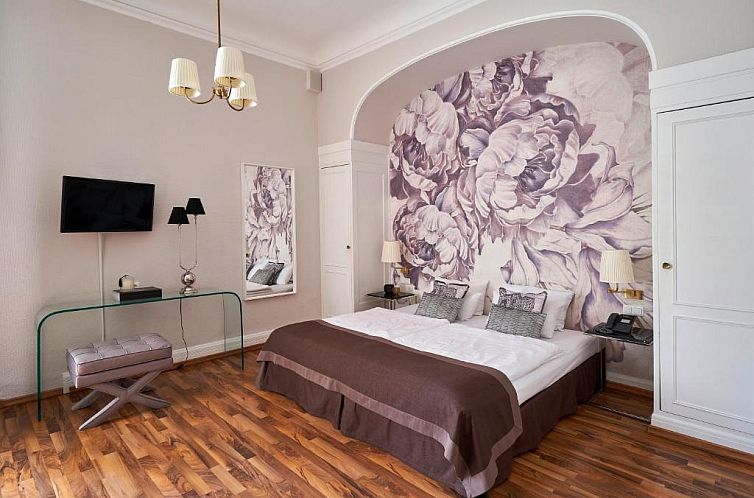 Hotel Monopol - Central Station