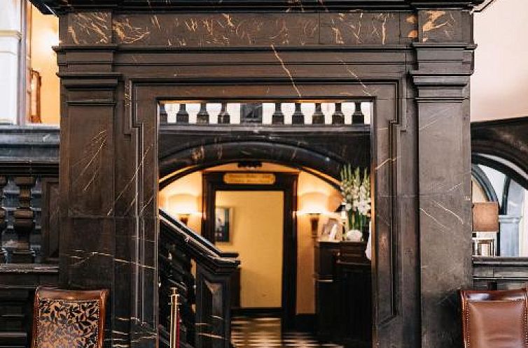 Schlosshotel Hugenpoet