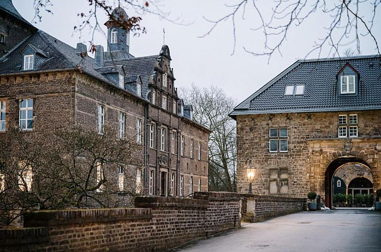 Schlosshotel Hugenpoet