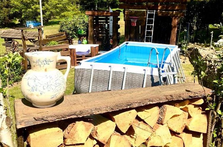 FRANKES LODGE Apartment mit Garten und Pool