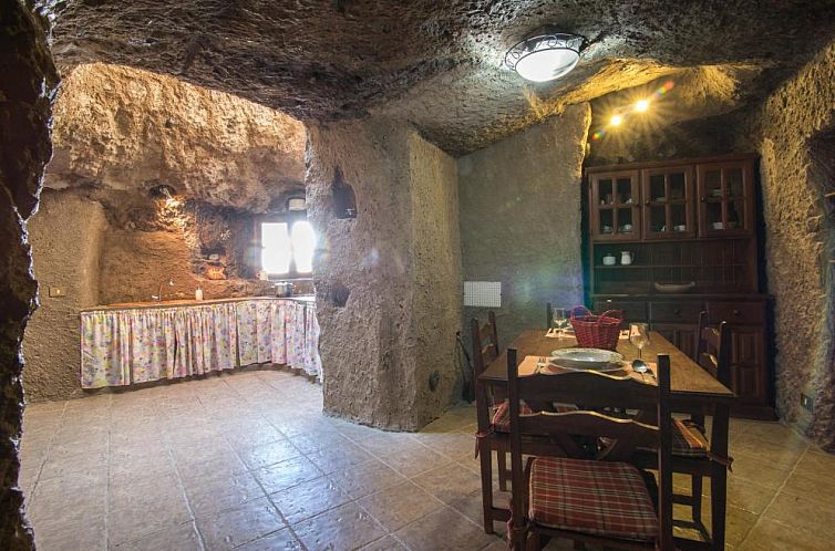 Casa Cueva Las Margaritas