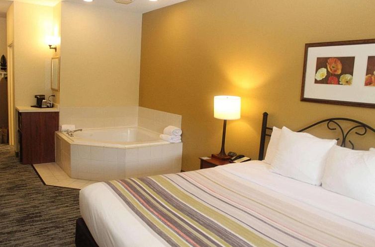 Country Inn & Suites by Radisson, Crystal Lake, IL