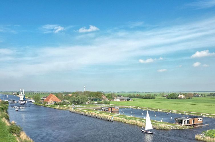 Vrijstaande woning in Follega