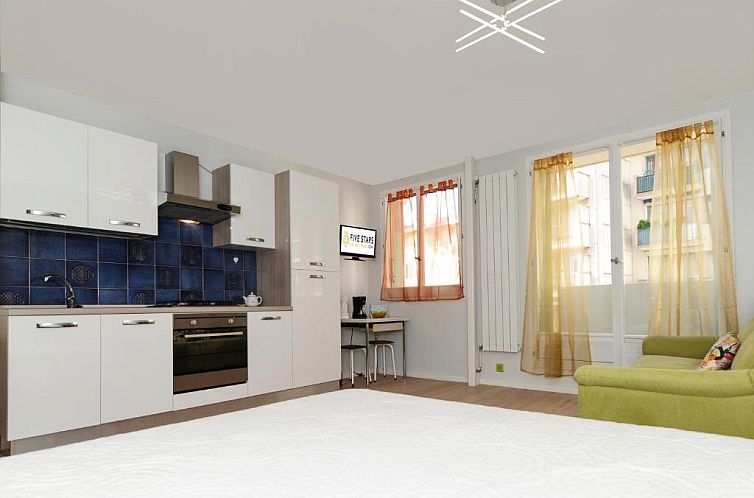 Verblijf 10048383 - Appartement Provence / Cote d'Azur - Blue Lagon Five Stars Holiday House