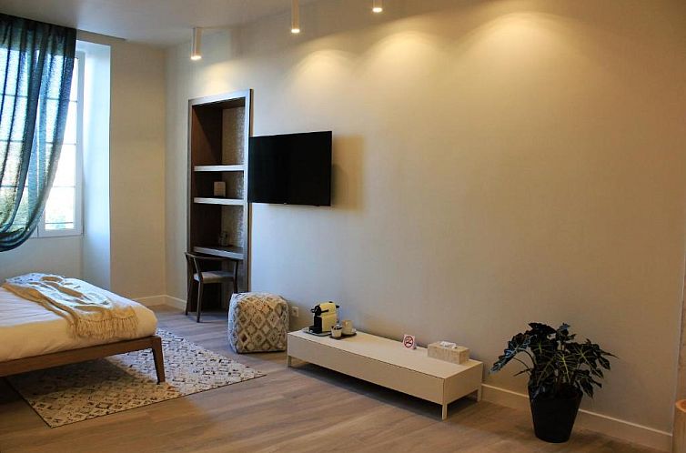 Les Suites Massena