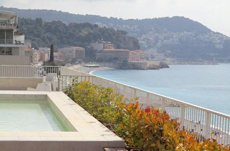 Le Paradis Blue