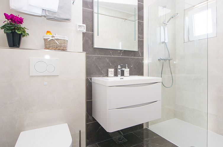 Appartement Komfortable Ferienwohnung mit Terrasse und Garte