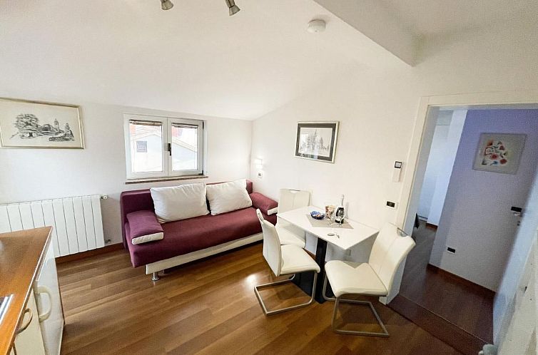 Appartement Wohnung in Rovinj mit Garten, Terrasse und Grill