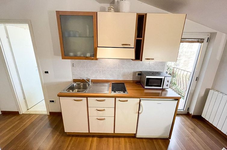 Appartement Wohnung in Rovinj mit Garten, Terrasse und Grill