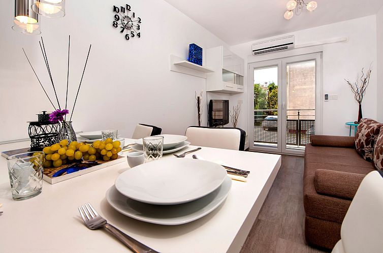 Appartement Wohnung "Secret Escape" mit privatem Parkplatz