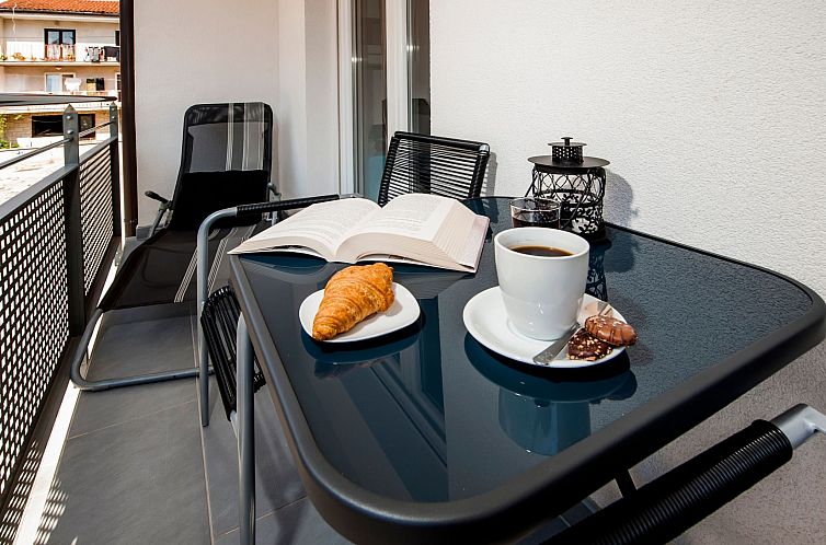 Appartement Wohnung "Secret Escape" mit privatem Parkplatz