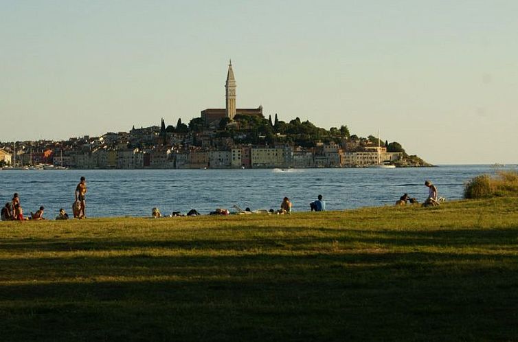 Appartement Wohnung "Secret Escape" mit privatem Parkplatz