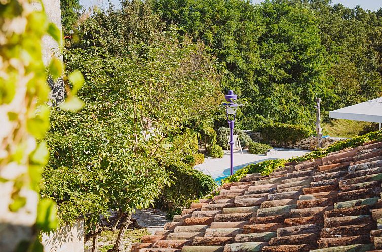 Vakantiehuis Freistehendes Ferienhaus in Karlovići mit Gart