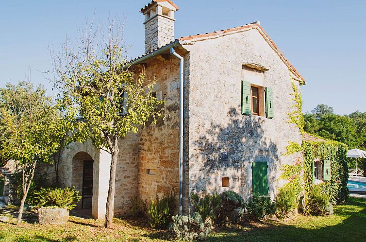 Vakantiehuis Freistehendes Ferienhaus in Karlovići mit Gart