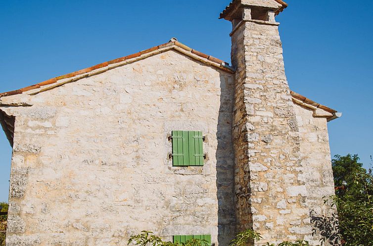 Appartement Helle Ferienwohnung in Karlovići mit Garten, Gr