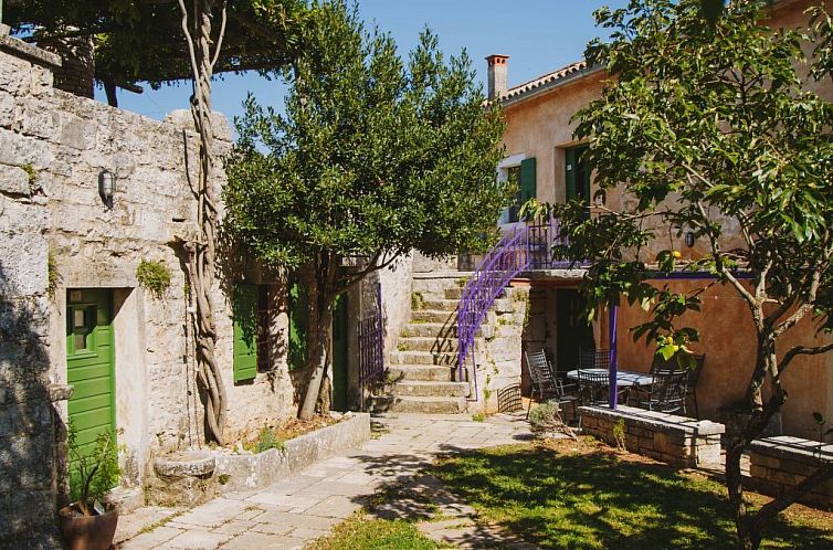 Appartement Helle Ferienwohnung in Karlovići mit Garten, Gr