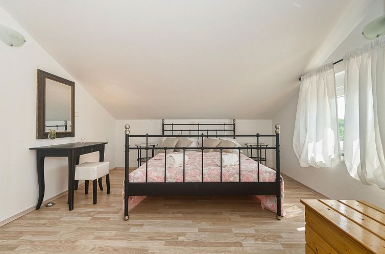 Vakantiehuis Villa "Pistine" mit Garten, Grill und Terrasse