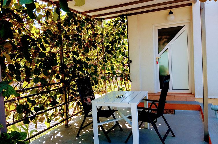 Appartement Anwesen "Krasno" mit Terrasse