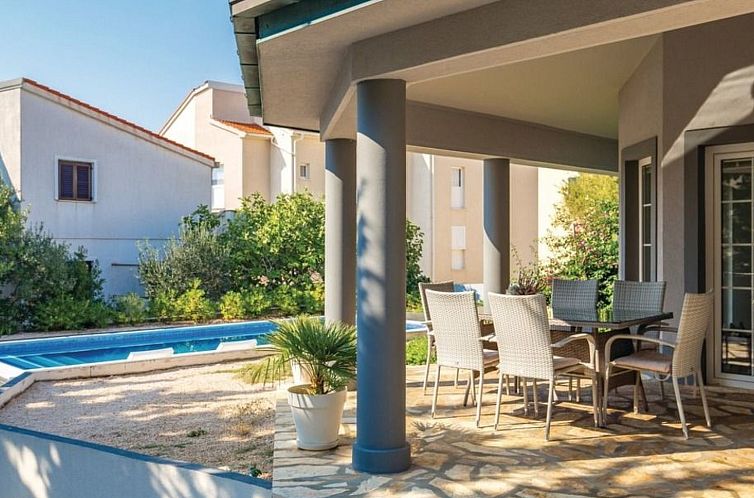 Vakantiehuis Holiday Home Antonija with Private pool
